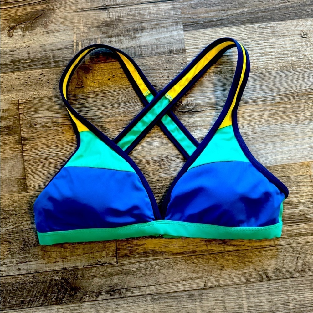 Cute bikini top